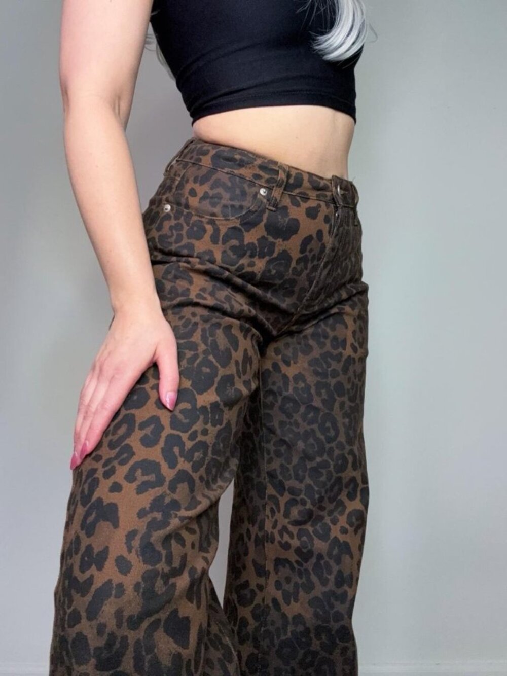 Cheetah Print High Rise Jeans - Picture 5 of 7